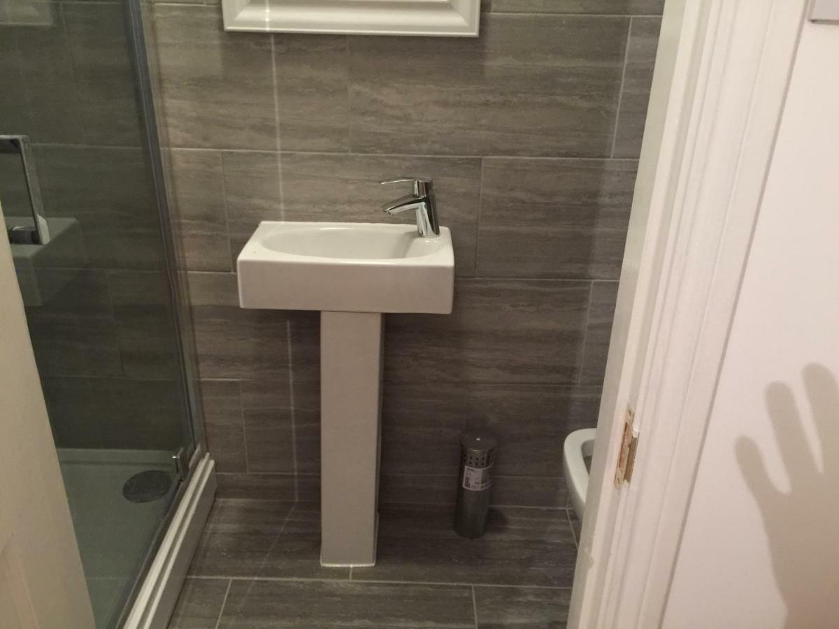 Abbey Wood Station Five Bedroom Self Contained House Esterno foto